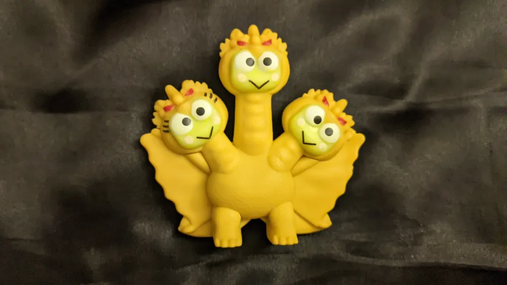 Hello Kitty y Godzilla se unen en los nuevos Happy Meal